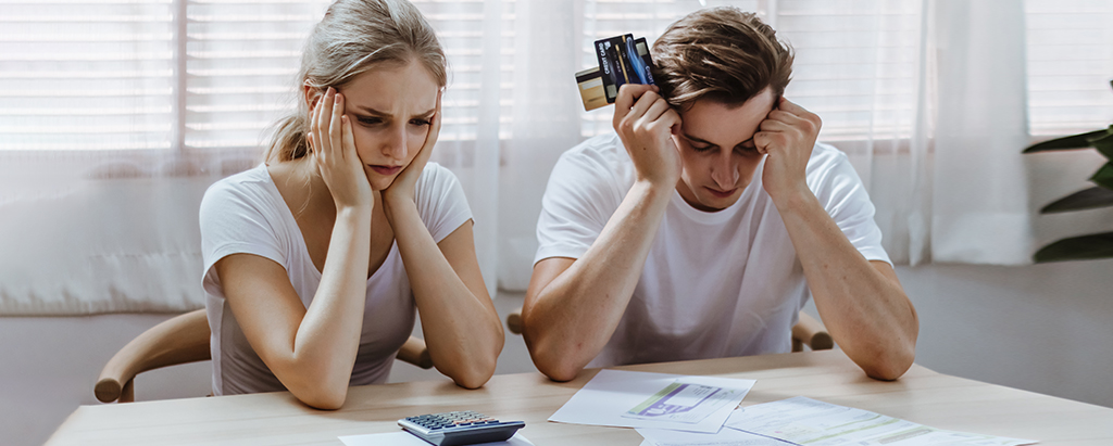 Are These 5 Bad Financial Habits Sabotaging Your Retirement Savings?